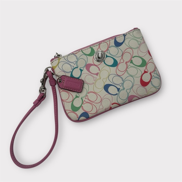 Coach Handbags - Coach Hamptons Scribble Signature Wristlet